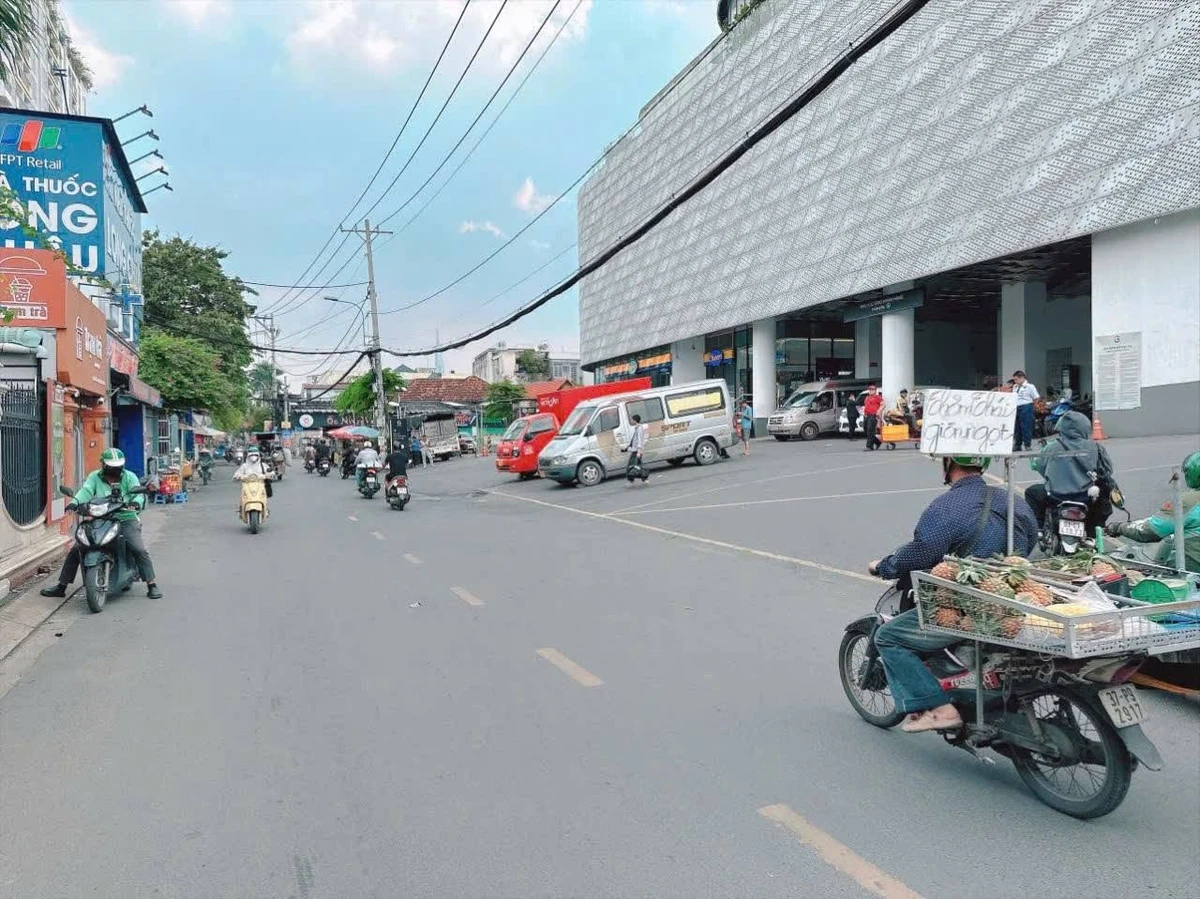 Bán dãy trọ 173m² gần GigaMall Plaza, Phạm Văn Đồng, giá 6.9 tỷ - Ảnh thu nhỏ 3