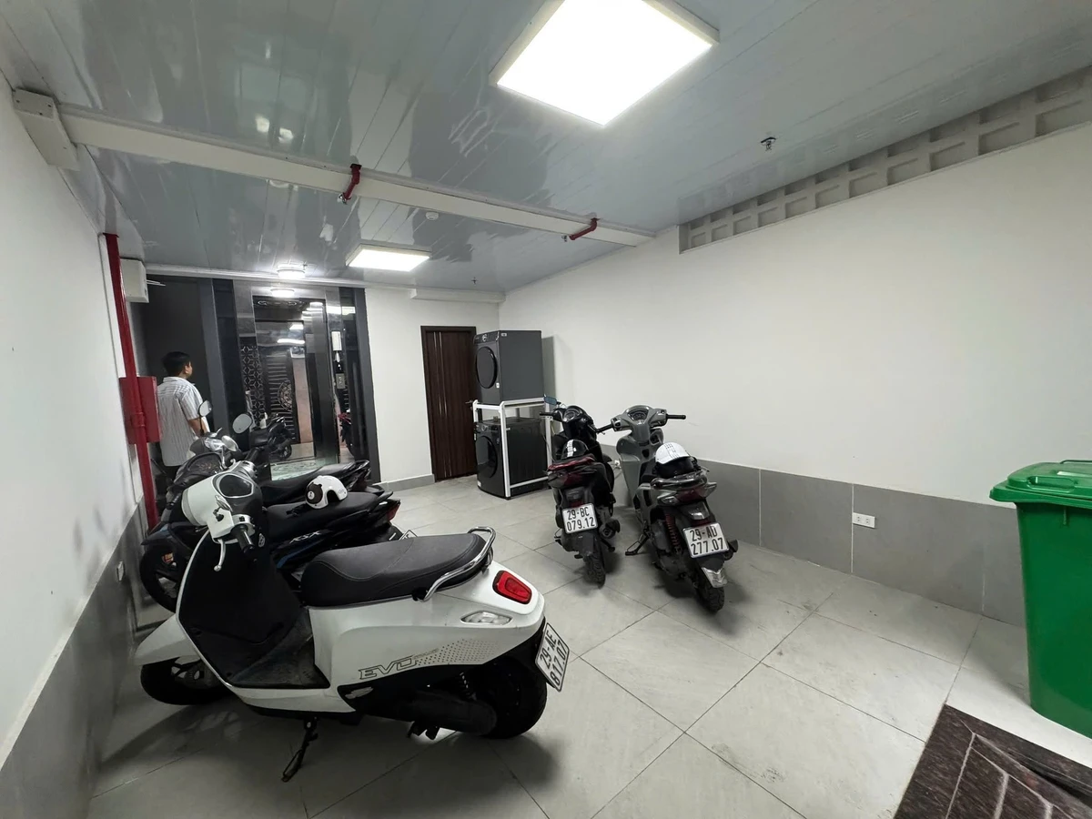 Bán shophouse 81m² 7 tầng thang máy Đội Cấn, giá 9,8 tỷ - Ảnh 1