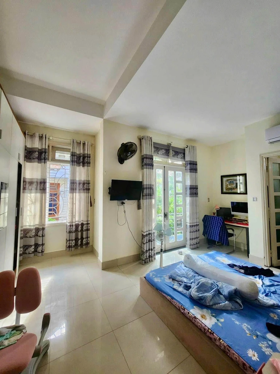Bán biệt thự 2 mặt tiền 218m2 kiệt Phan Chu Trinh, Phường Thuận Hoá, Huế, giá 6,1 tỷ - Ảnh thu nhỏ 2