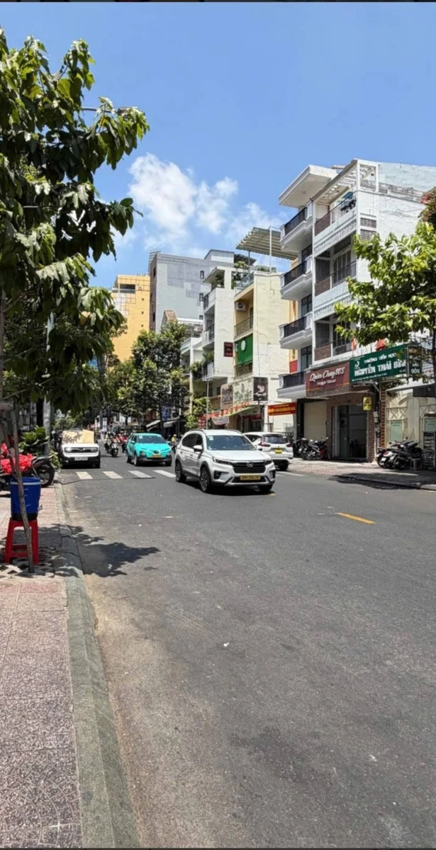 Bán nhà hẻm Nguyễn Thái Bình Quận 1, 60m2, trệt lửng, giá 6,5 tỷ - Ảnh 1