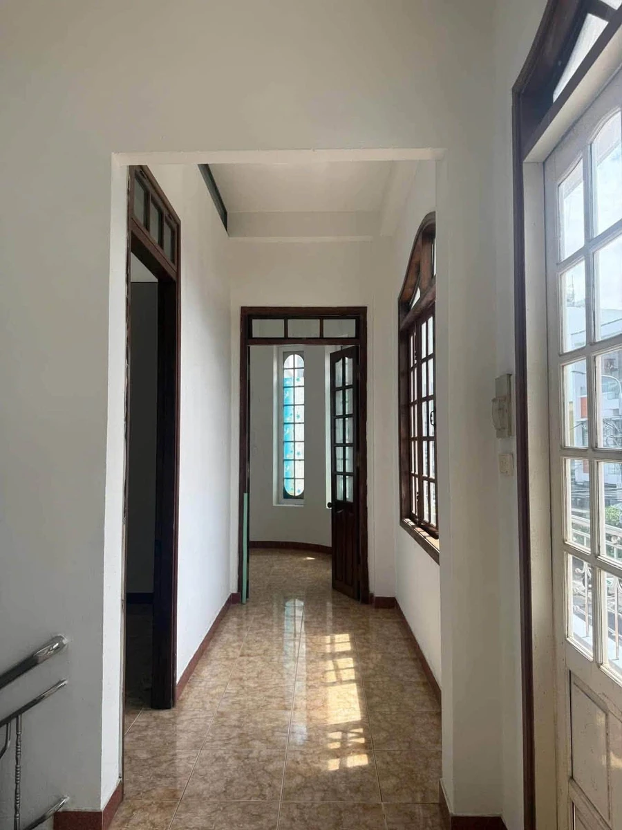 Bán nhà 3 tầng góc 2 mặt tiền 83,6 m² Bình Hoà - Ảnh thu nhỏ 3