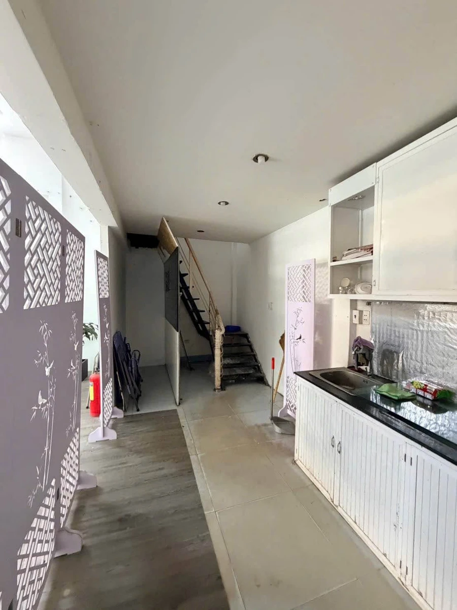 Bán nhà mặt tiền Lê Đại Hành, Q.1, 43m² - 7,95 tỷ - Ảnh thu nhỏ 3