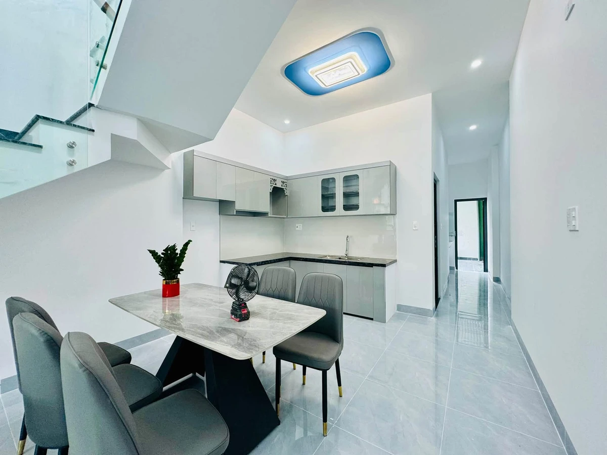 Bán nhà 3 phòng ngủ 97,8m2 dưới 2 tỷ Quảng Ngãi - Ảnh thu nhỏ 3
