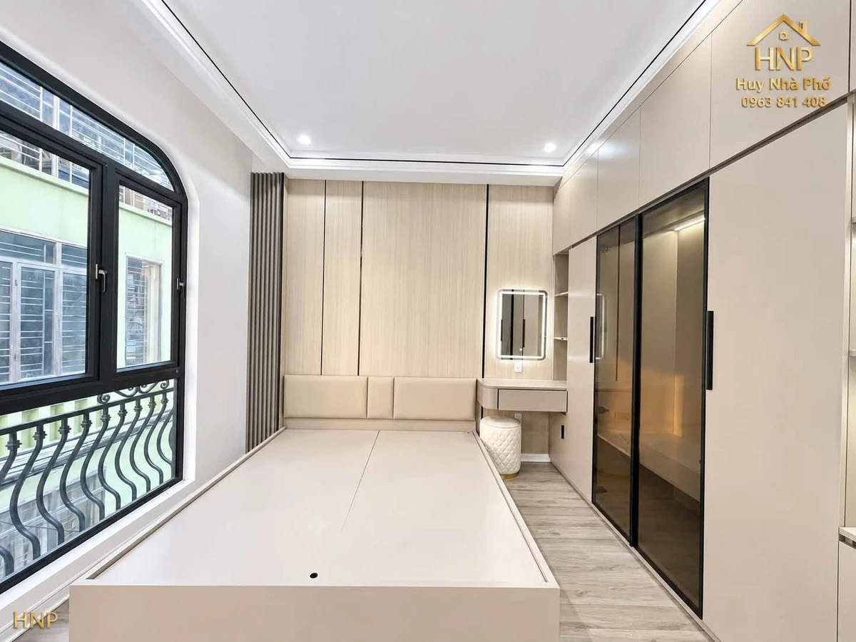 Bán nhà 5 tầng 50m² khu TĐC Hồ Sen, 5.5 tỷ - Ảnh thu nhỏ 4