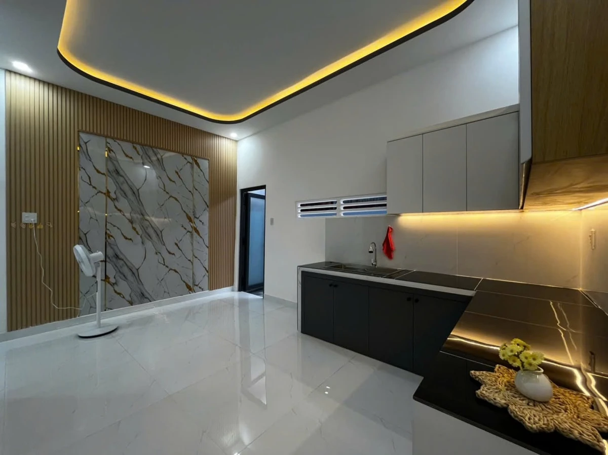 Bán nhà hẻm 102.9m2, 3PN 2WC tại Rạch Giá, 2 tỷ 550 triệu - Ảnh 1