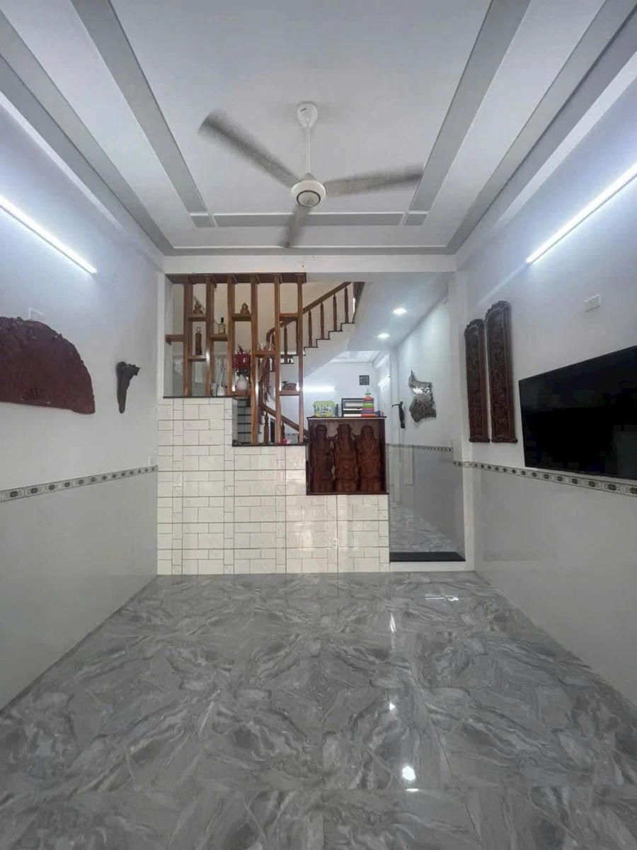 Bán nhà mặt tiền 77.6m² 3 phòng ngủ Quy Nhơn 4.65 tỷ - Ảnh thu nhỏ 2