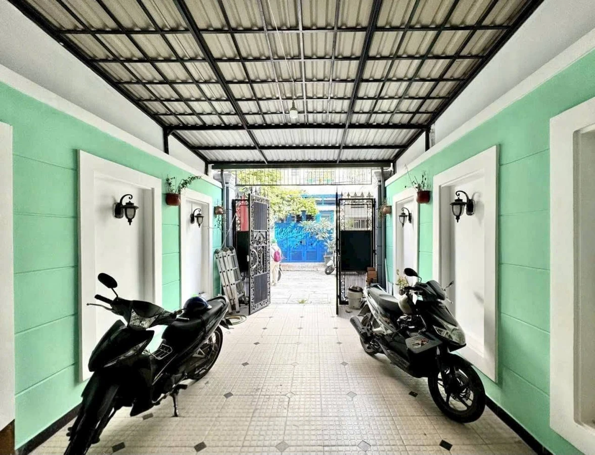 Bán nhà Phú Nhuận 80m² 5PN, gần Phan Xích Long 15,99 tỷ - Ảnh thu nhỏ 4