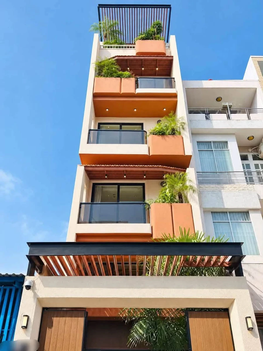 Bán nhà mặt tiền Nguyễn Duy Cung 4x20m, 5 tầng thang máy, 18 tỷ, Gò Vấp - Ảnh 1