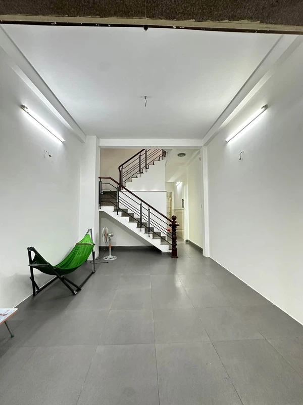 Bán nhà hẻm 8m, 4x16m, 4 phòng, 3 WC tại Bình Tân, 6,5 tỷ