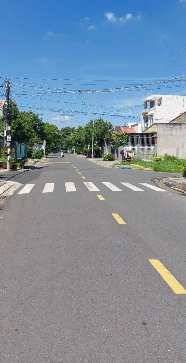Bán lô đất mặt tiền 24m, 300m2, Xã Nghĩa Thành TP.HCM - Ảnh 1