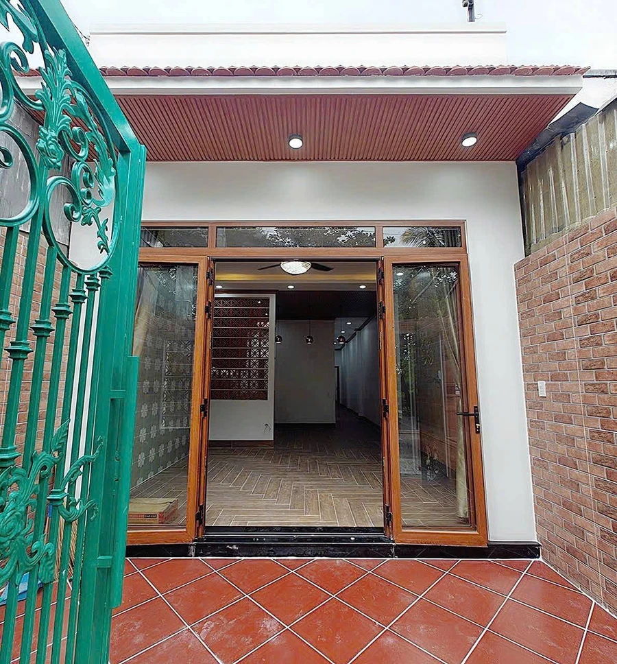 Bán nhà mặt tiền Lê Quang Định, 100.8m², 3PN, Rạch Giá - 2.05 tỷ - Ảnh thu nhỏ 2