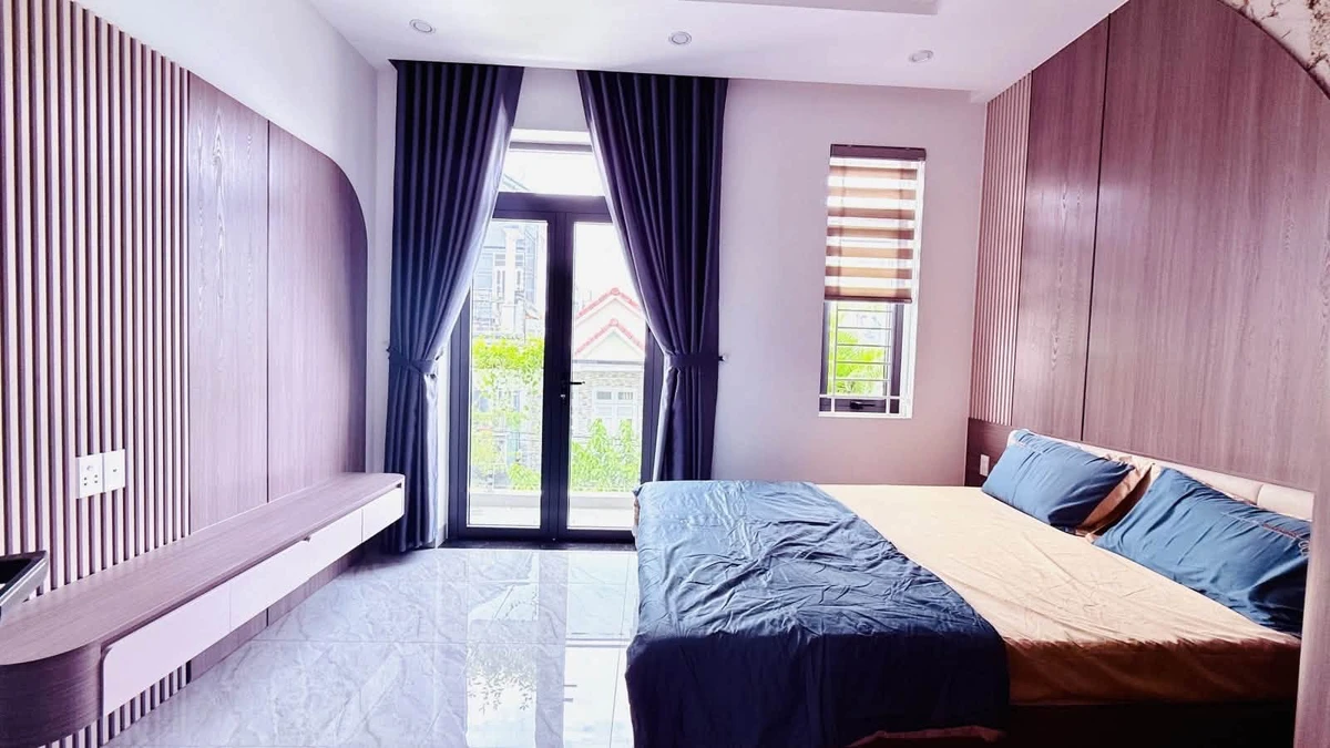 Bán nhà mặt tiền Thạnh Lộc 39, 60m2, 4 tầng, giá 6,35 tỷ, Quận 12 - Ảnh thu nhỏ 2