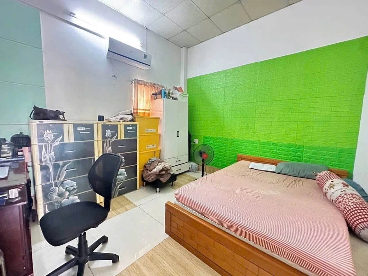 Bán nhà hẻm Huỳnh Tấn Phát 80m2, 3PN Quận 7 giá 6,3 tỷ - Ảnh thu nhỏ 4