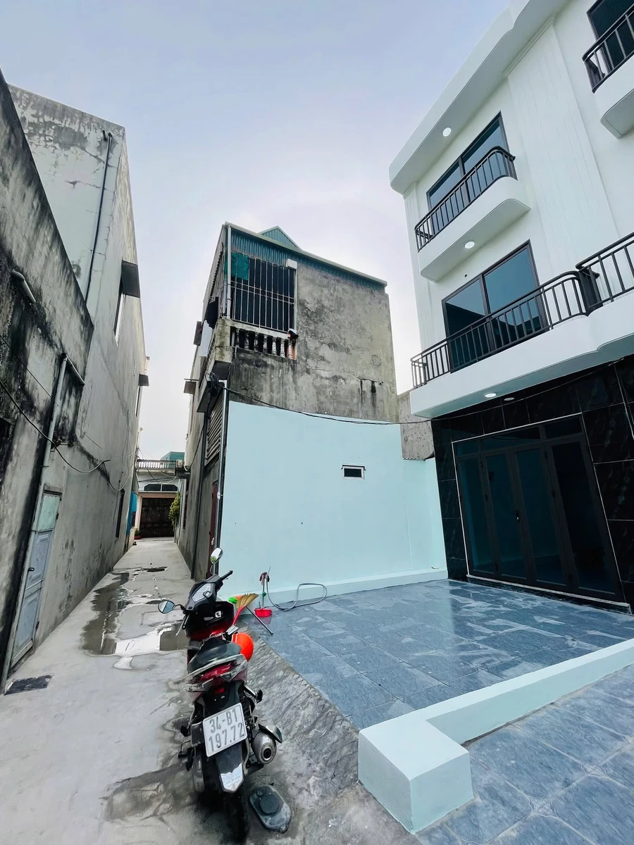 Bán nhà 3 tầng 67,6m² khu Nhị Châu 1,980 tỷ - Ảnh 1