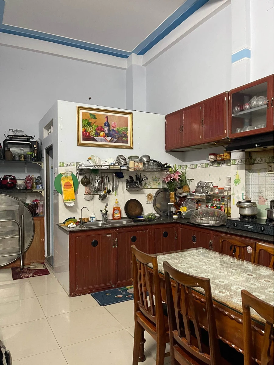 Bán nhà 4 tầng 60m² trung tâm Quy Nhơn gần chợ - Ảnh thu nhỏ 2