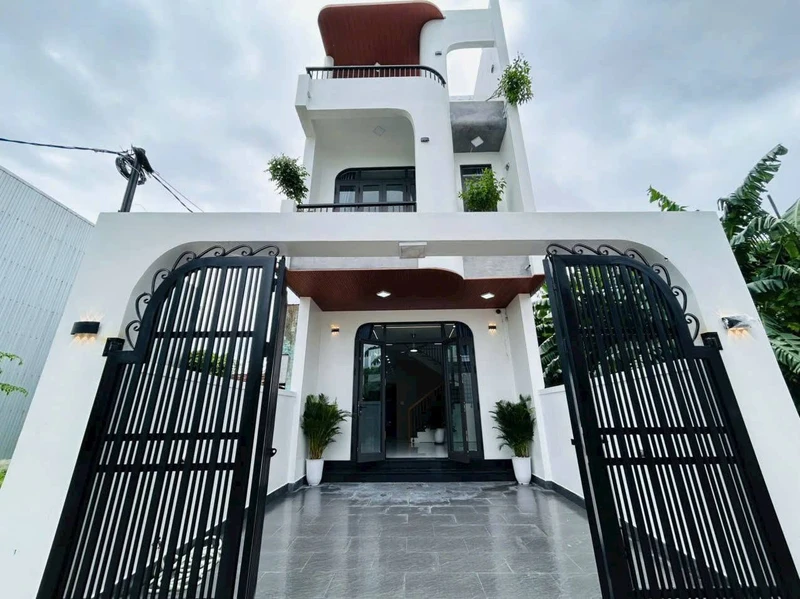 Bán nhà 3 tầng 4PN 79m² Mỹ Thượng Huế