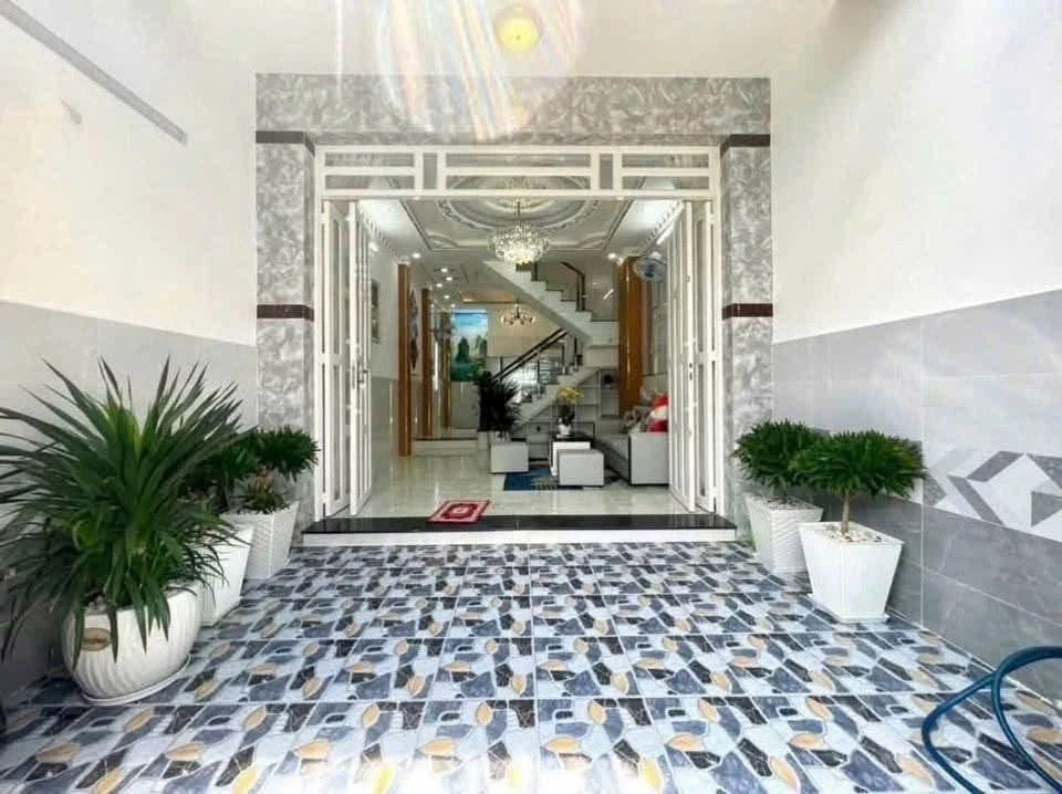 Bán nhà 3 tầng 50m² 4PN 4WC đường Huỳnh Tấn Phát, Nhà Bè giá 5,1 tỷ - Ảnh thu nhỏ 4