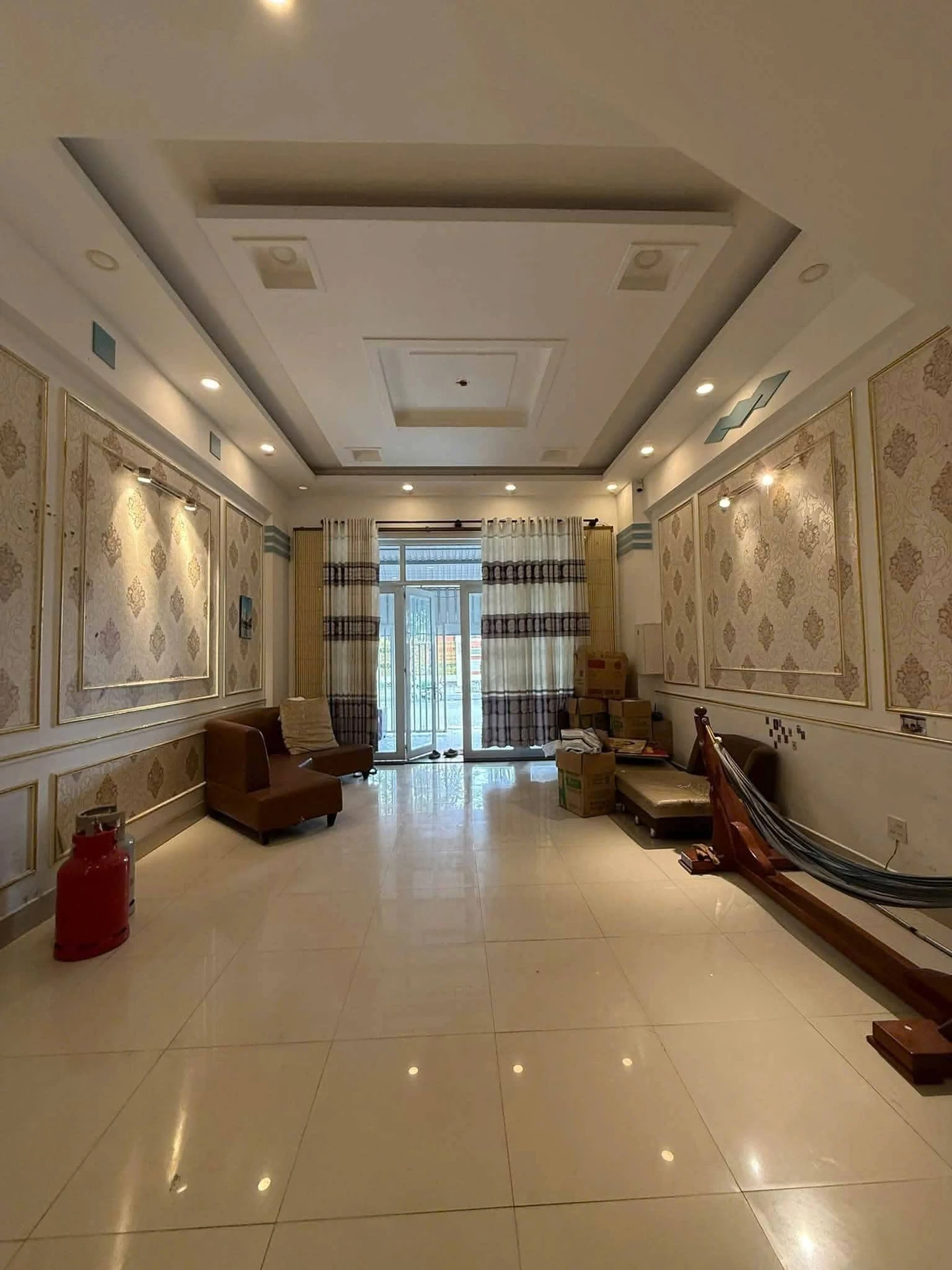 Bán nhà 1 trệt 2 lầu 5x20m đường Trần Bạch Đằng, KĐT Phú Cường, Rạch Giá - Ảnh 1