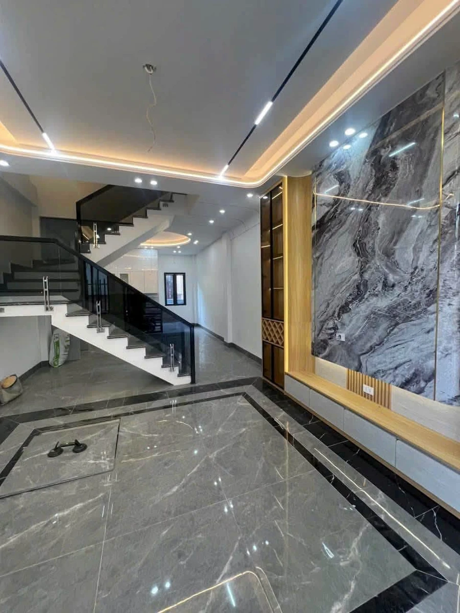 Bán nhà 4 tầng 59.4m2 gần Cao Thắng, Quận 7 - Ảnh thu nhỏ 2