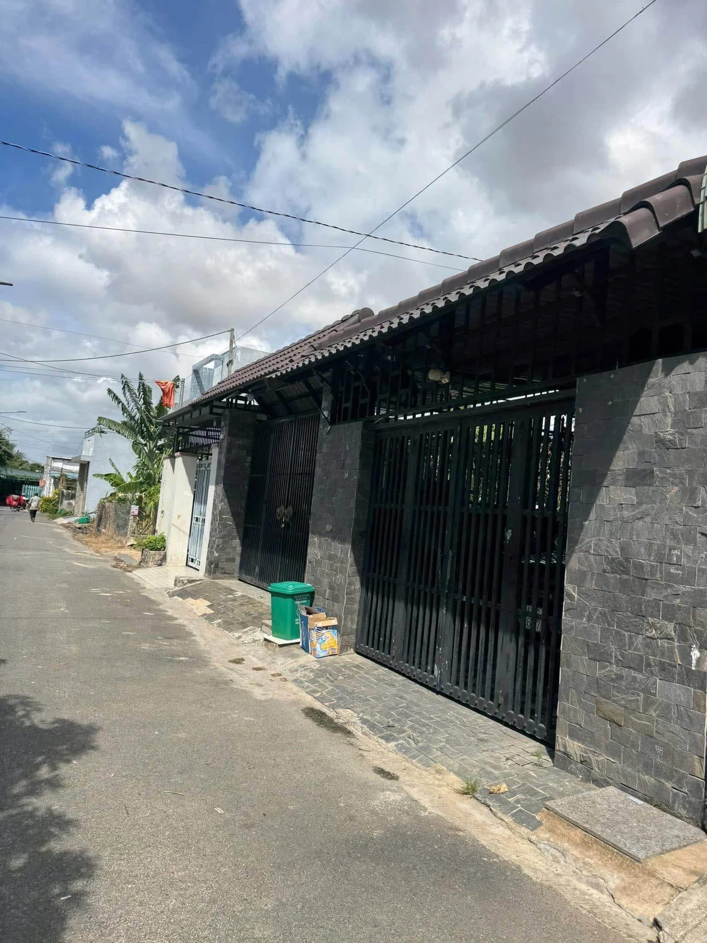 Bán đất 50m² gần chợ Ông Trịnh, giá 2 tỷ - Ảnh 1