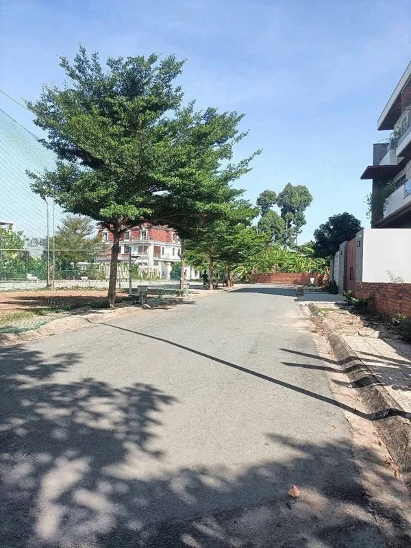 Bán biệt thự 450m2 Bình Dương 13 tỷ