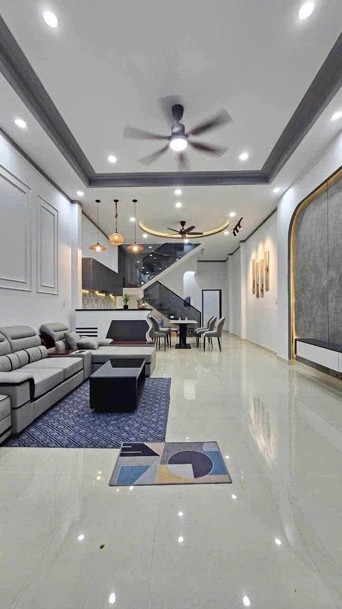 Bán nhà mới P. Long Bình 97m² 4PN, 3 tỷ 850 - Ảnh thu nhỏ 2