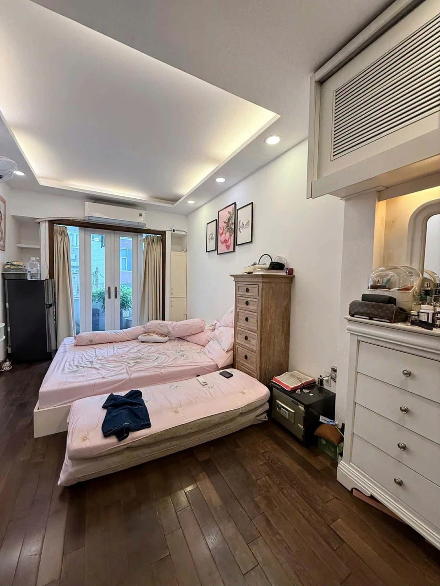 Bán nhà 5 tầng kiểu Châu Âu 3PN, 300m² Bình Thạnh 10.7 tỷ - Ảnh thu nhỏ 5