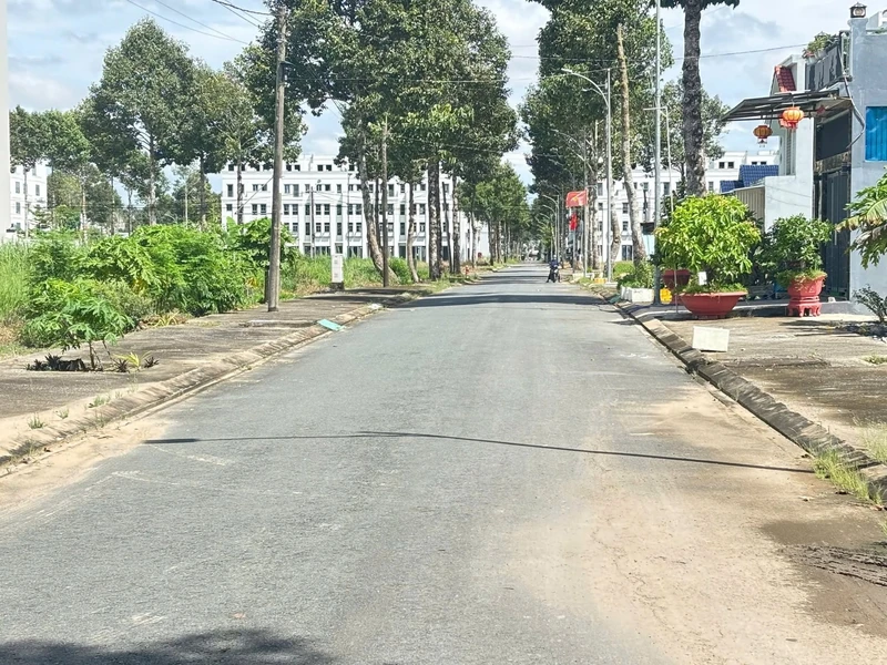 Bán nền đẹp 99m2 KDC Ngân Thuận Stella Mega City Cần Thơ