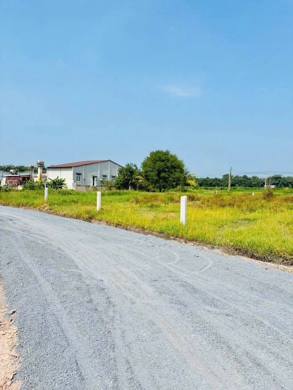 Bán lô đất 5x30m giá 189 triệu gần chợ Thạnh Tân, TP Tây Ninh