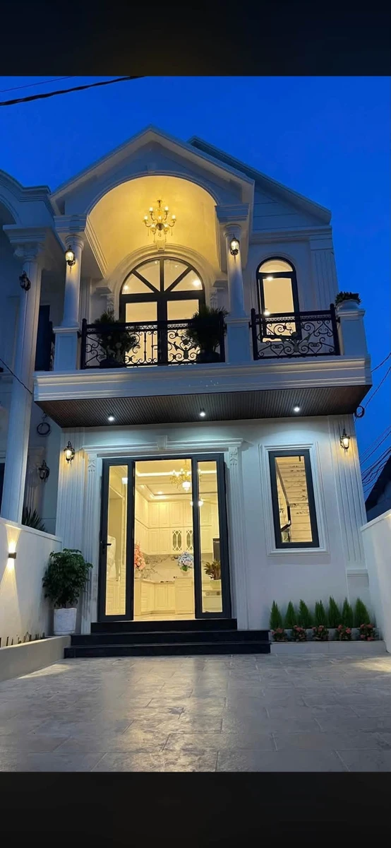 Nhà tân cổ điển mặt tiền Diên Khánh 120m2, 2 tỷ 690 triệu - Ảnh thu nhỏ 2