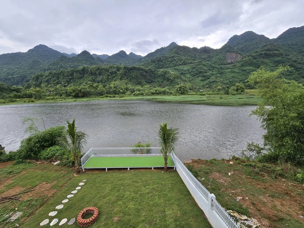 Bán villa 2 ngủ 211m2 gần hồ, full nội thất, Lạc Sơn, Hòa Bình - Ảnh thu nhỏ 2