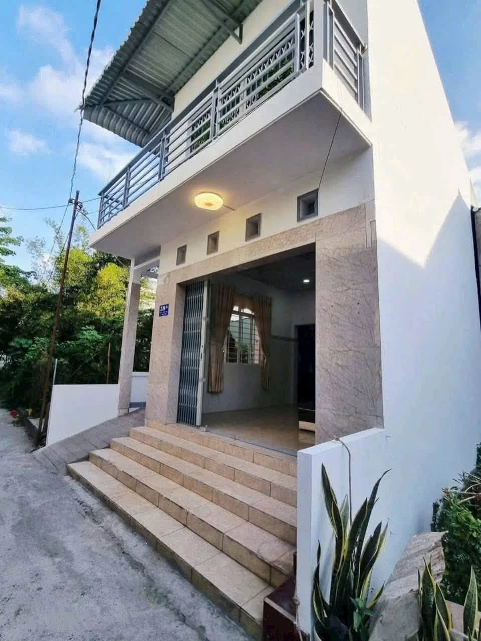 Bán nhà 1 trệt 1 lầu 136m² phường Phú Tân 1 tỷ 250 triệu - Ảnh 1