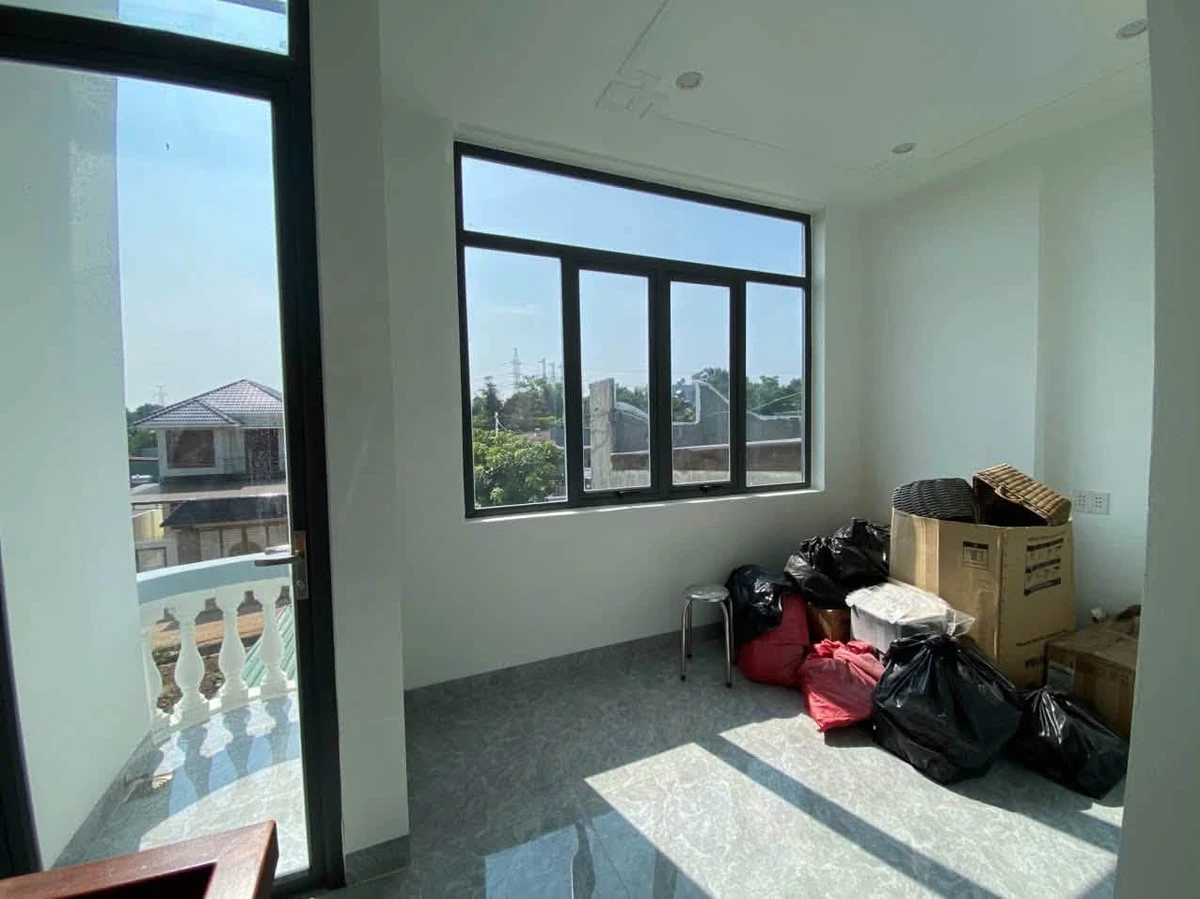 Bán nhà 2 tầng 5x42,7m, 3PN 2WC, giá 2 tỷ 650 tại Buôn Ma Thuột, Đắk Lắk - Ảnh thu nhỏ 4