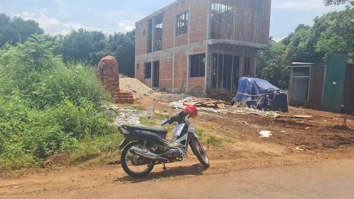 Bán đất góc 2 mặt tiền 125m² Bùi Thiên Ngộ, Thủ Đức - 1,35 tỷ - Ảnh 1
