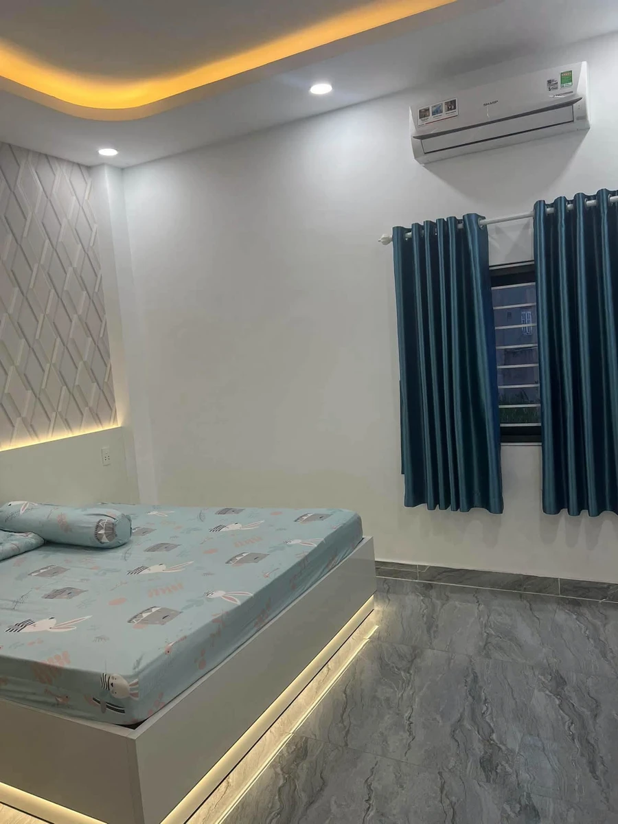 Bán nhà 4 phòng ngủ 205m² Quận 12 có thang máy - Ảnh thu nhỏ 4