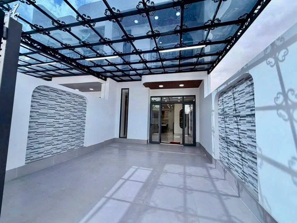Bán nhà phố 1 trệt 1 lầu 120m² Chu Văn An, Vĩnh Long - Ảnh thu nhỏ 2