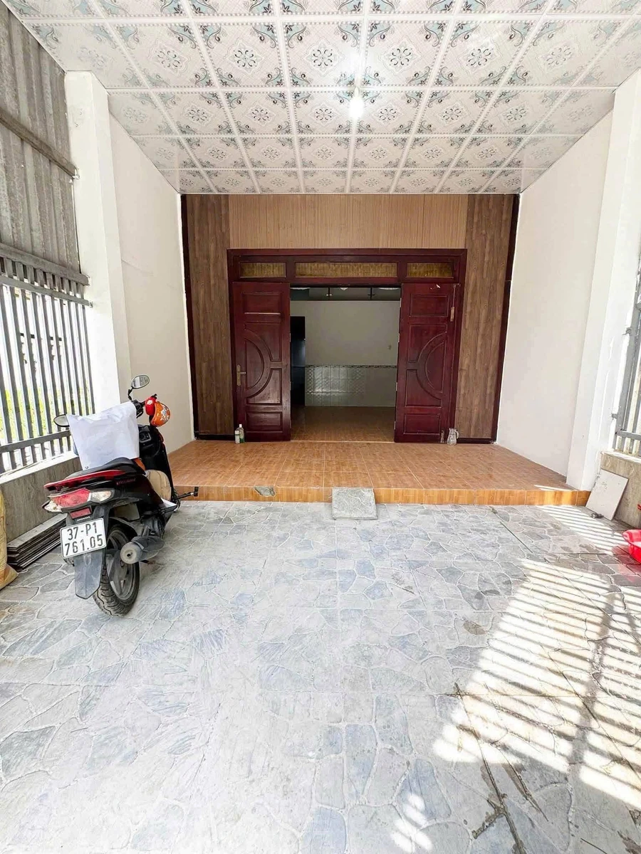 Bán nhà gác lửng 5x20 (100m²) 3 PN 2 WC Bình Dương 1,99 tỷ - Ảnh 1