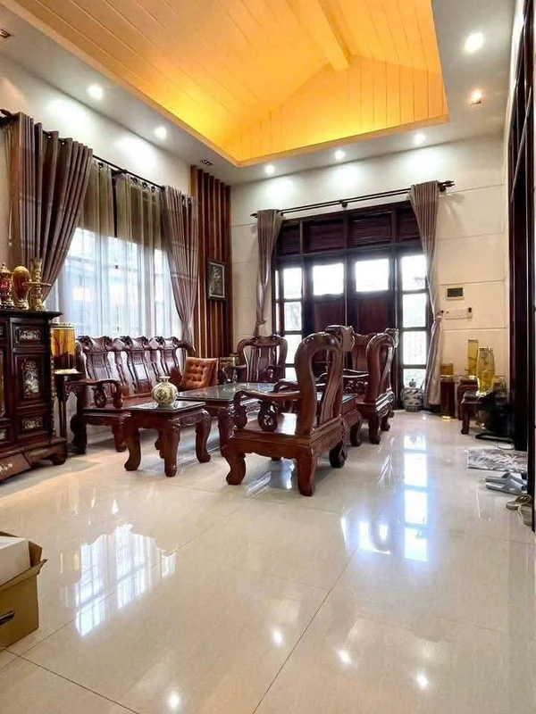 Biệt thự vườn mặt tiền 432m² bán Quảng Ngãi