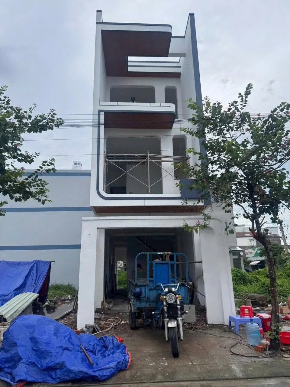 Bán nhà 1 trệt 2 lầu 75.6m² Trấn Biên 5.95 tỷ - Ảnh 1