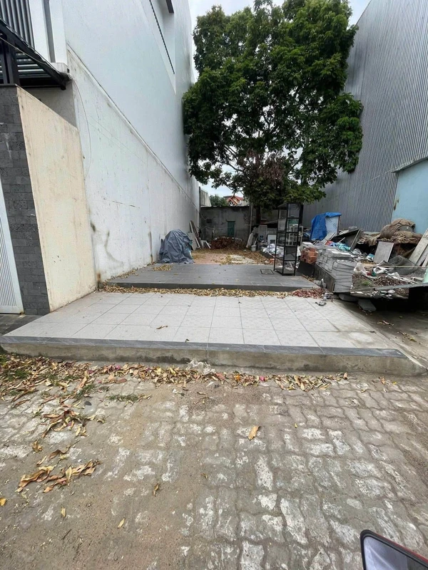 Bán nhà vườn 4PN 650m2 sổ hồng riêng Hóc Môn 6,5 tỷ secure