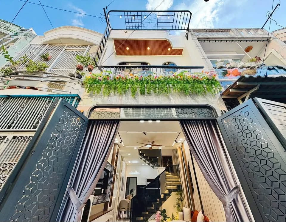 Bán nhà 3PN tầng trệt gần Coopmart Quang Trung, 38.5m², 5.35 tỷ - Ảnh 1