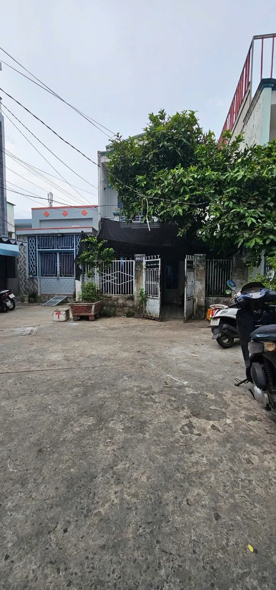 Bán nhà hẻm xe tải Lò Gốm Quận 6, 6x22m, trệt + lầu, 8,9 tỷ - Ảnh 1