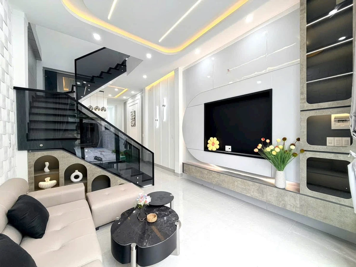 Nhà phố bán 4 phòng 130m² Tân Phú 4 tỷ - Ảnh thu nhỏ 3