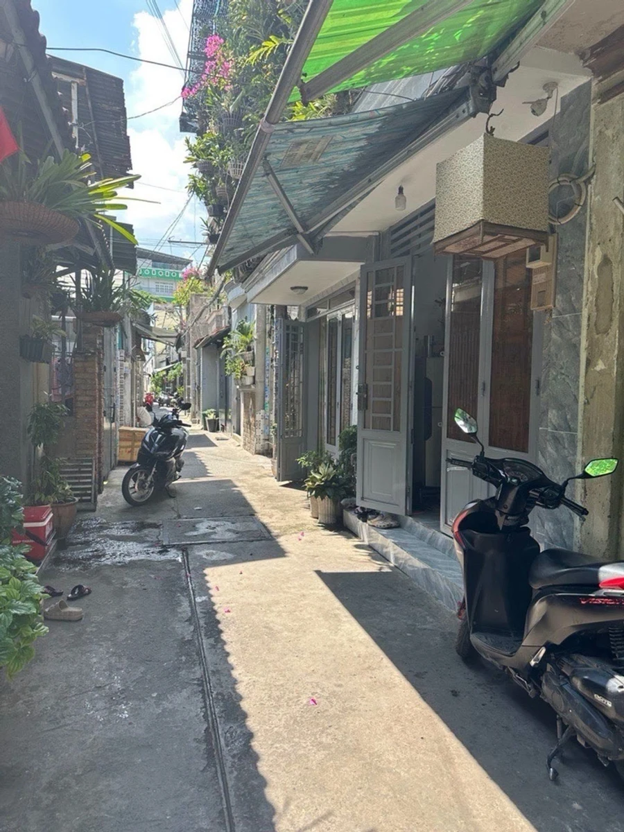 Bán nhà hẻm Nguyễn Thị Căn 33m2, 1 trệt 1 lầu 2PN, giá 3,3 tỷ, Quận 12 - Ảnh thu nhỏ 2