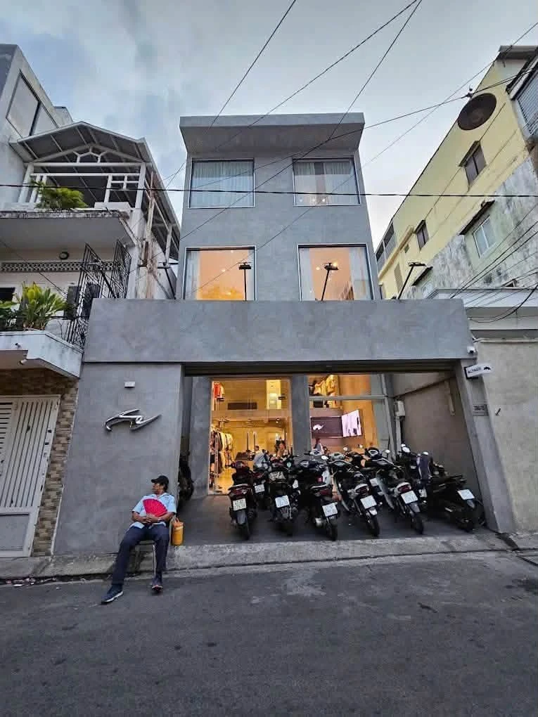 Bán nhà mặt tiền 133.4m² ngang 7.18m Lê Văn Sỹ Phú Nhuận - Ảnh 1