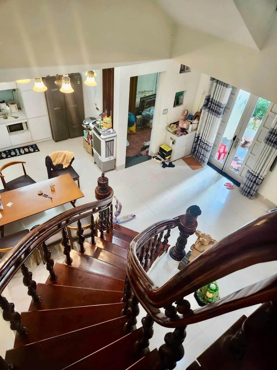 Bán biệt thự 2 mặt tiền 218m2 kiệt Phan Chu Trinh, Phường Thuận Hoá, Huế, giá 6,1 tỷ - Ảnh thu nhỏ 3