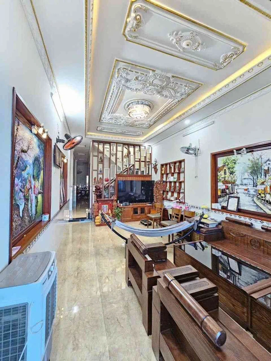 Bán nhà mặt tiền Nguyễn Trãi Dĩ An 116m2 6 tỷ - Ảnh thu nhỏ 2
