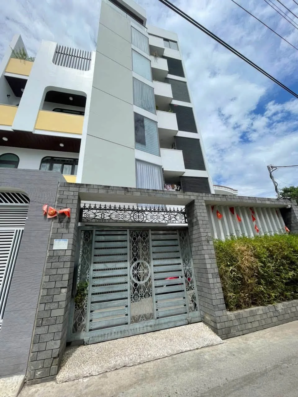 Bán nhà 7 tầng 14 căn hộ cho thuê, Nha Trang 16 tỷ - Ảnh 1