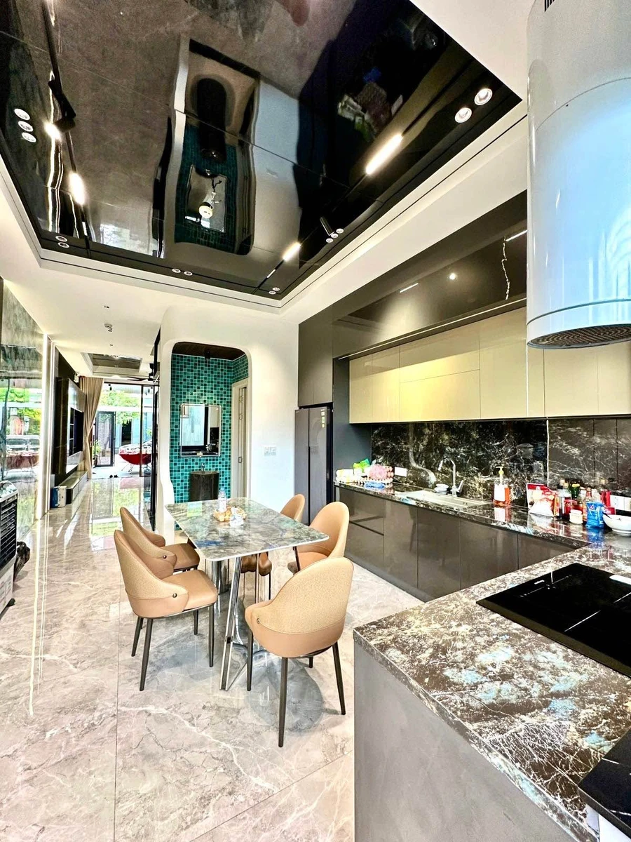 Bán villa 5 tầng hồ bơi sát biển Sơn Thủy, 90m², 7PN, 15+ tỷ - Ảnh thu nhỏ 2