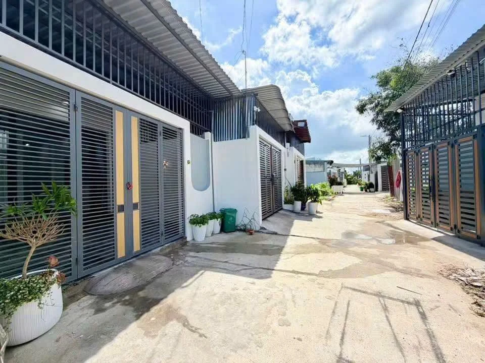 Bán nhà Rạch Giá 108m² 3PN 1 tỷ 650 triệu Phường An Bình - Ảnh 1